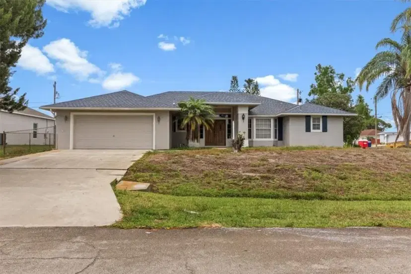 Picture of 597 SW Ryan Ave, Port Saint Lucie FL 34953