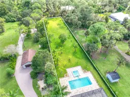 Picture of 1890 Oakes Blvd, Naples, FL 34119