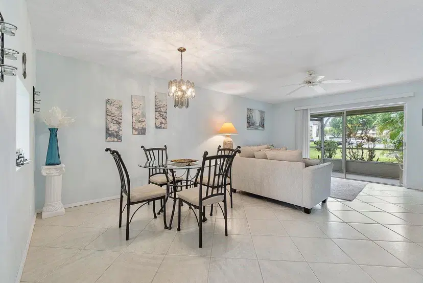 Picture of 31 Abbey Ln 106, Delray Beach FL 33446