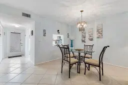 Picture of 31 Abbey Ln 106, Delray Beach, FL 33446