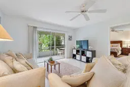 Picture of 31 Abbey Ln 106, Delray Beach, FL 33446