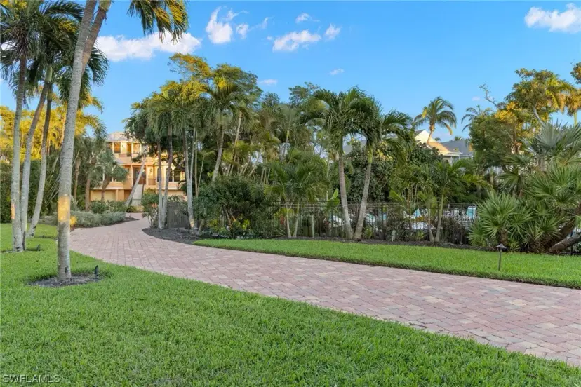 Picture of 15557 Captiva Dr, Captiva FL 33924