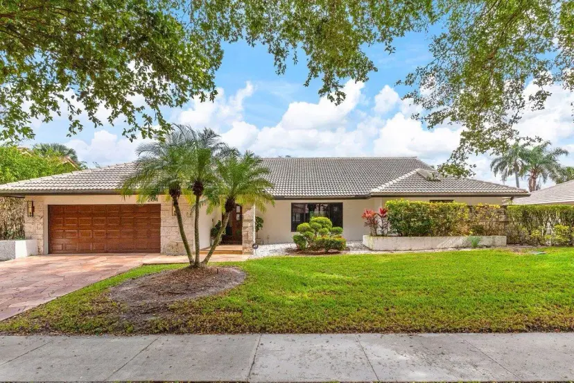 Picture of 264 Deer Creek Woodlake Circle, Deerfield Beach FL 33442