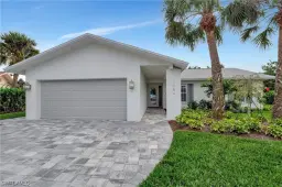 Picture of 1084 Lake Shore Ct, Naples, FL 34103