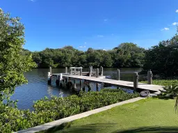 Picture of 310 N Atlantic Drive, Lantana, FL 33462