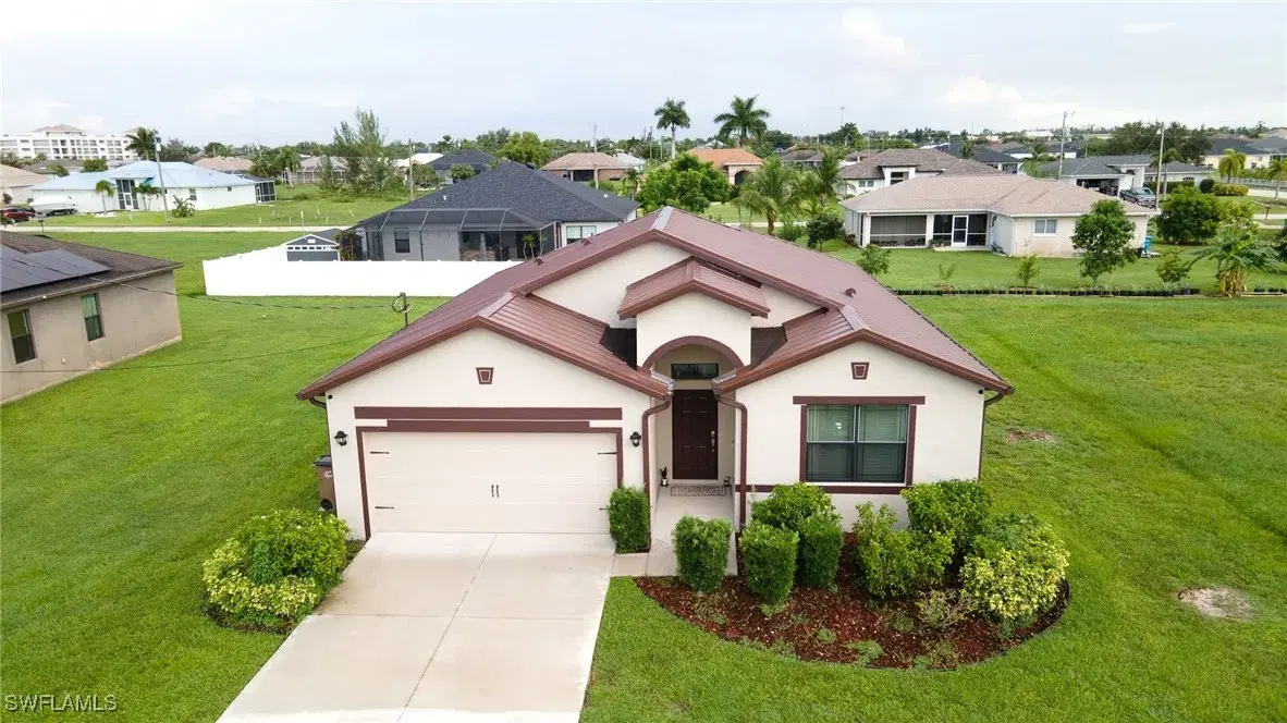 Picture of 1908 SW 12Th Ln, Cape Coral, FL 33991