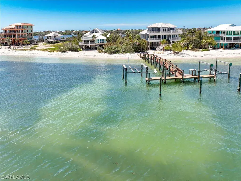 Picture of 4300 Point House Trl, Upper Captiva, FL 33924