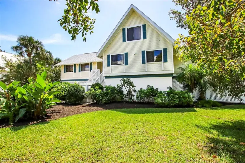 Picture of 9003 Mockingbird Dr, Sanibel FL 33957