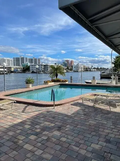 Picture of 2900 NE 30Th St 5A, Fort Lauderdale, FL 33306