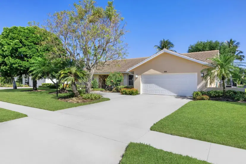 Picture of 831 SW 35Th Avenue, Boynton Beach FL 33435