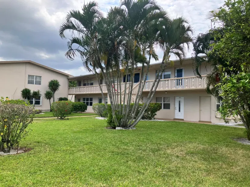 Picture of 143 Waltham F, West Palm Beach FL 33417