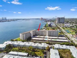 Picture of 801 Lake Shore Drive 310, Lake Park, FL 33403