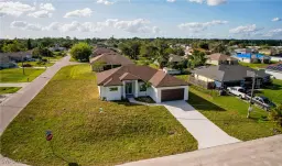 Picture of 1003 Casino Ave, Lehigh Acres, FL 33971