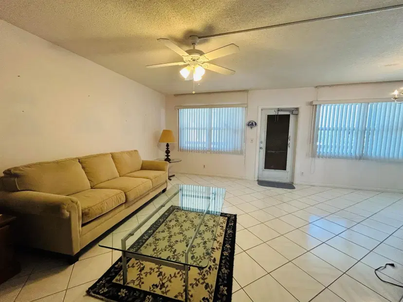 Picture of 420 Wellington G, West Palm Beach FL 33417