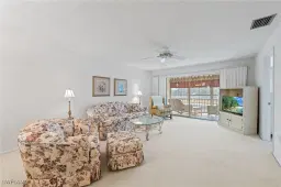 Picture of 300 Valley Stream Dr D7, Naples, FL 34113