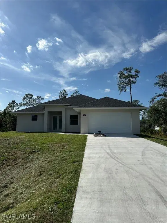 Picture of 705 North Ave, Lehigh Acres FL 33972