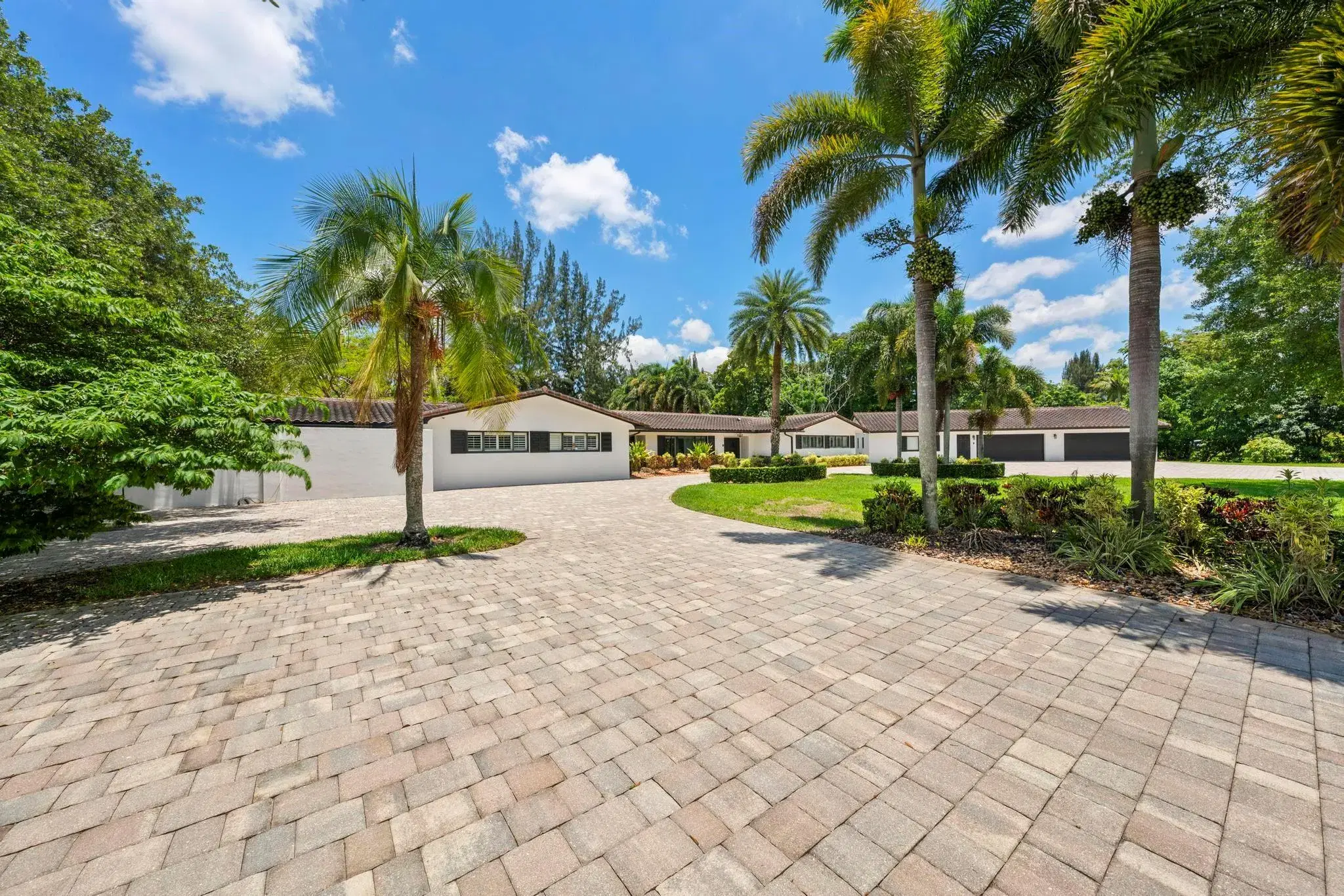 Picture of 14701 Sunset Ln, Southwest Ranches, FL 33330