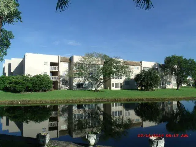 Picture of 5830 NW 64Th Ave 306, Fort Lauderdale FL 33319