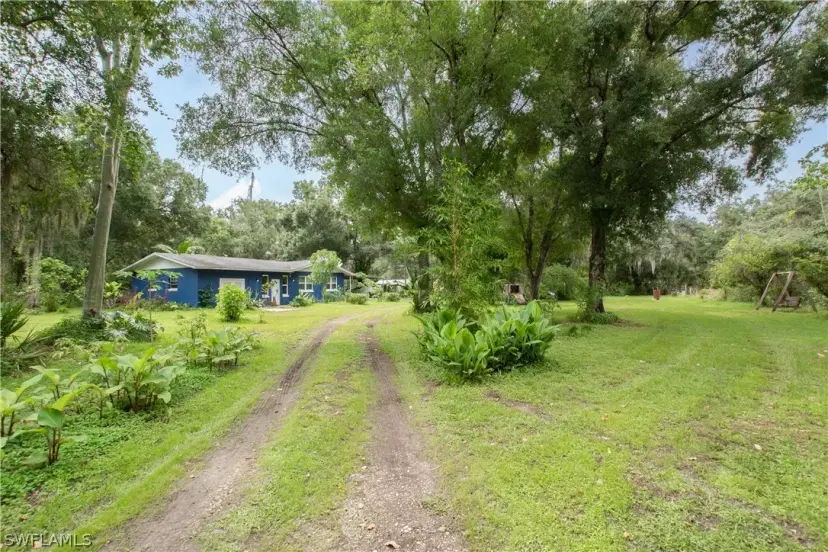 Picture of 1745 County Road 731, Venus FL 33960