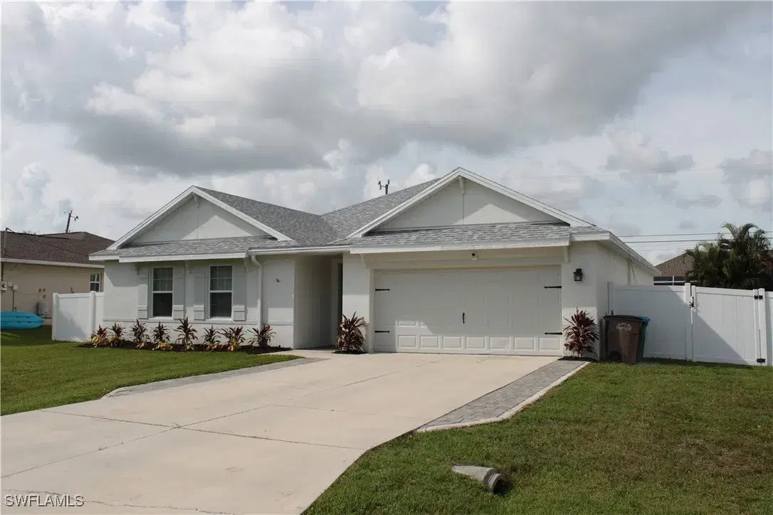 Picture of 327 SW 19Th Ln, Cape Coral, FL 33991