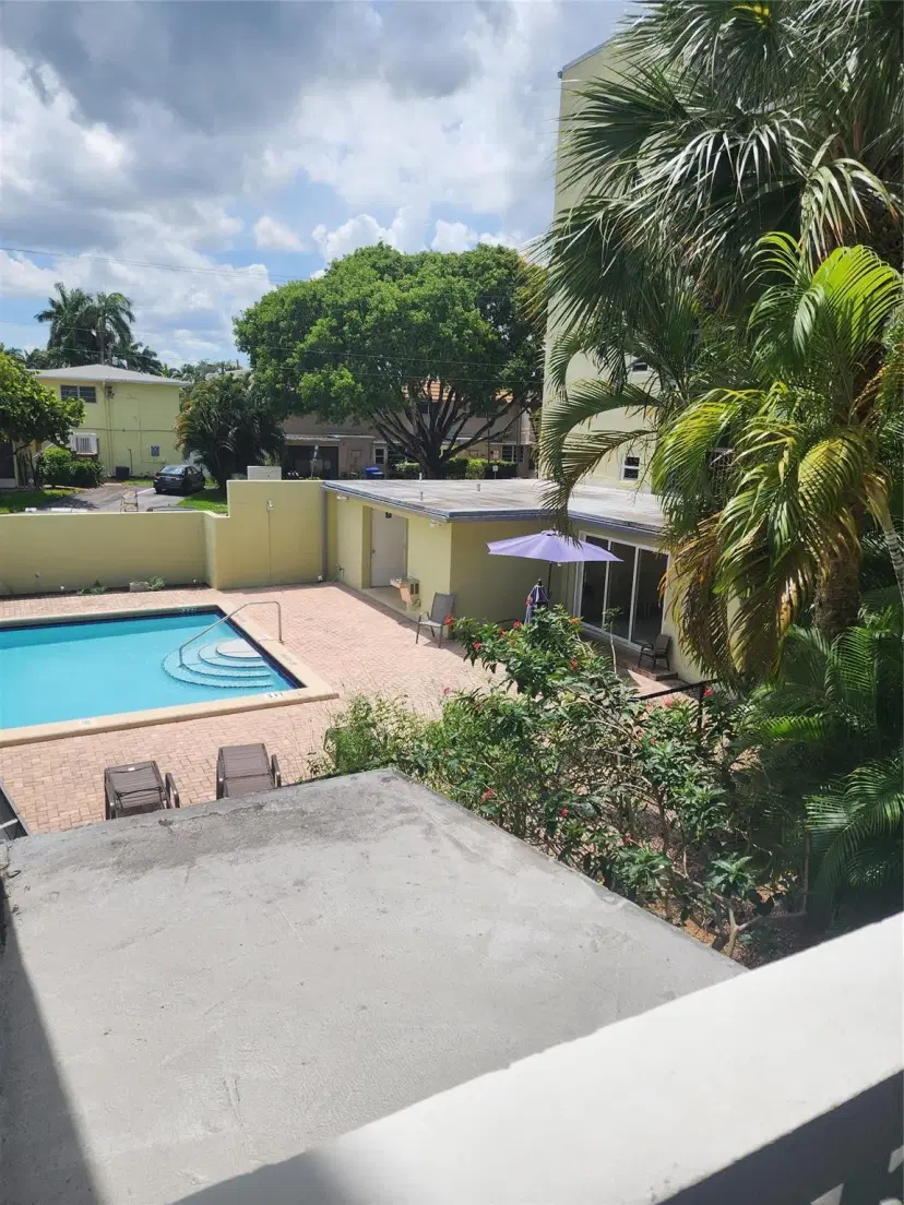 Picture of 1425 Arthur St 215, Hollywood FL 33020