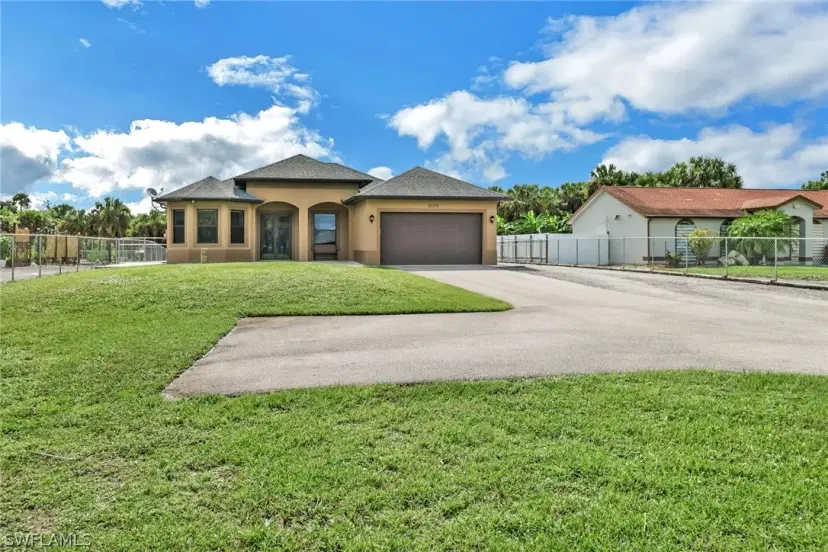 Picture of 3170 Everglades Blvd S, Naples FL 34117