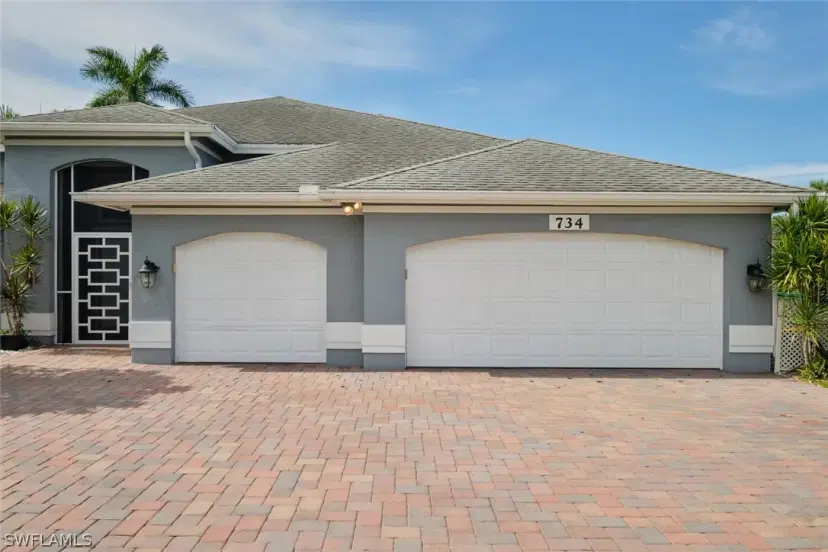 Picture of 734 Milwaukee Blvd, Lehigh Acres FL 33974