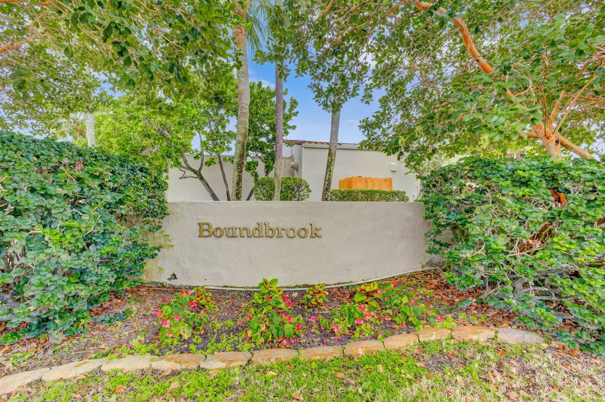 Picture of 2541 Boundbrook Boulevard 121, West Palm Beach, FL 33406