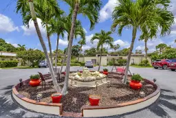 Picture of 2541 Boundbrook Boulevard 121, West Palm Beach, FL 33406