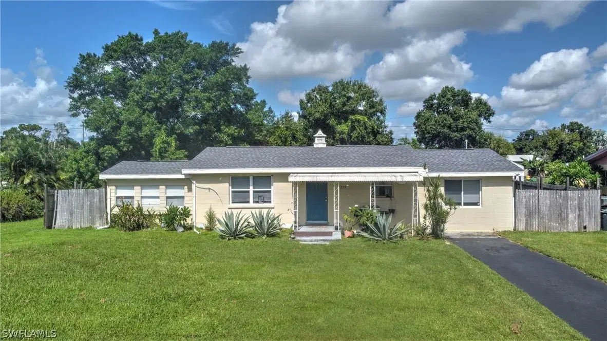 Picture of 1235 Joerin Ave, North Fort Myers, FL 33903