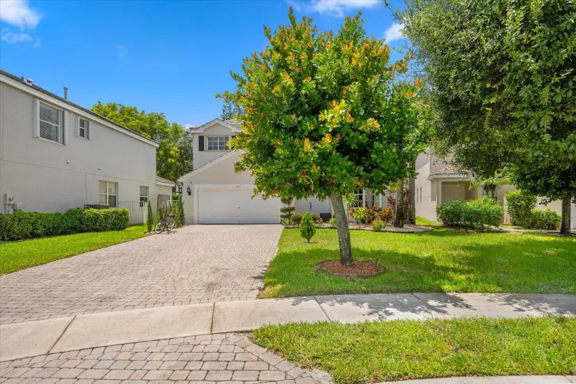 Picture of 277 Berenger Walk, Royal Palm Beach FL 33414