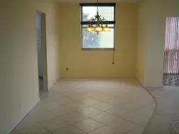 Picture of 4350 Hillcrest Dr 300, Hollywood, FL 33021