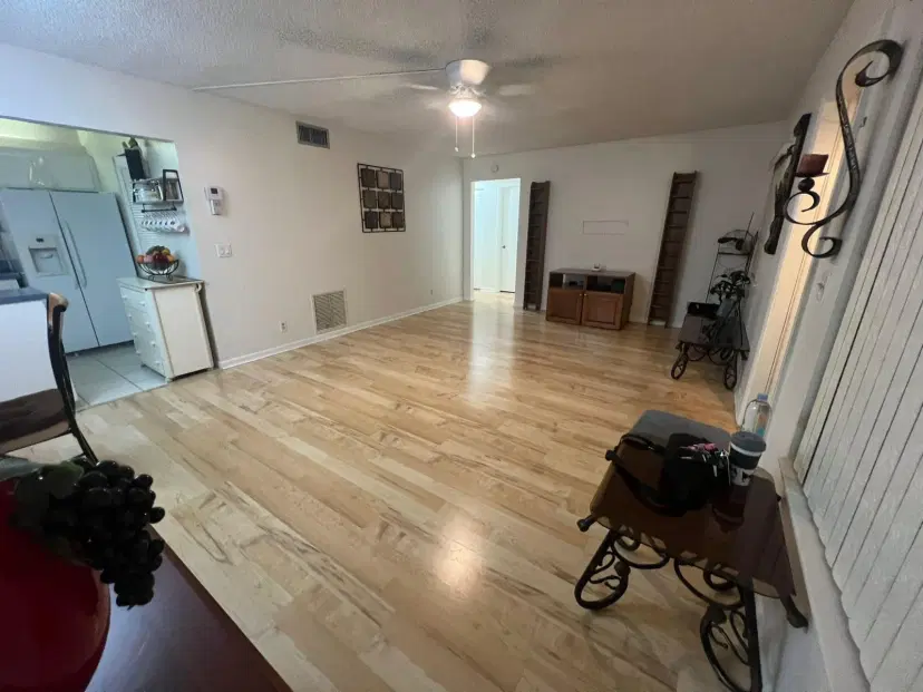 Picture of 302 Knotty Pine Circle D-1, Greenacres FL 33463