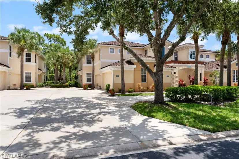 Picture of 10507 Sevilla Dr 101, Fort Myers FL 33913