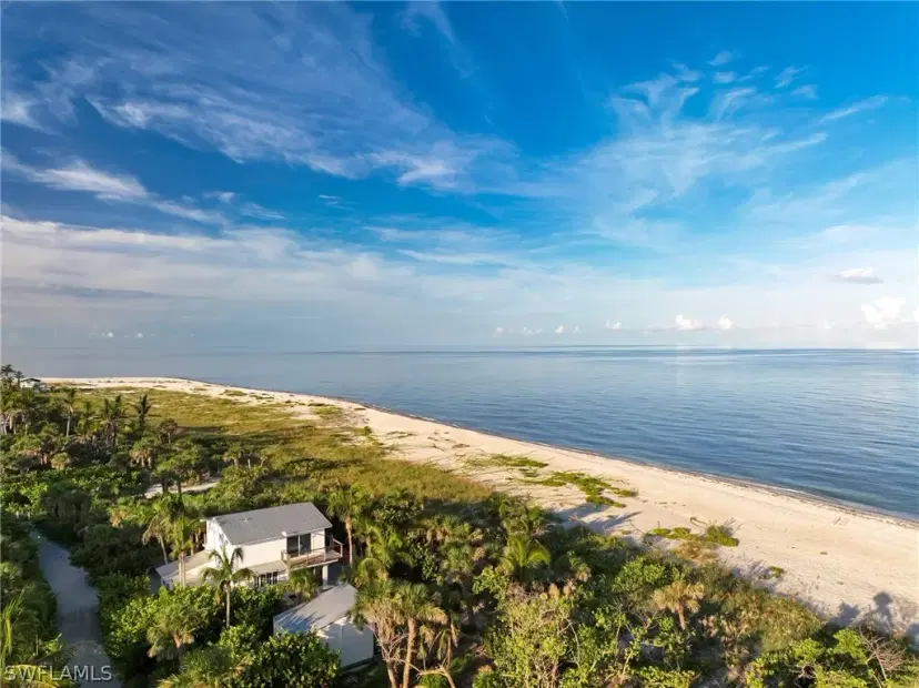 Picture of 560 Gulf Ln, Upper Captiva FL 33924