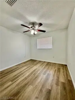 Picture of 3704 Broadway 318, Fort Myers, FL 33901