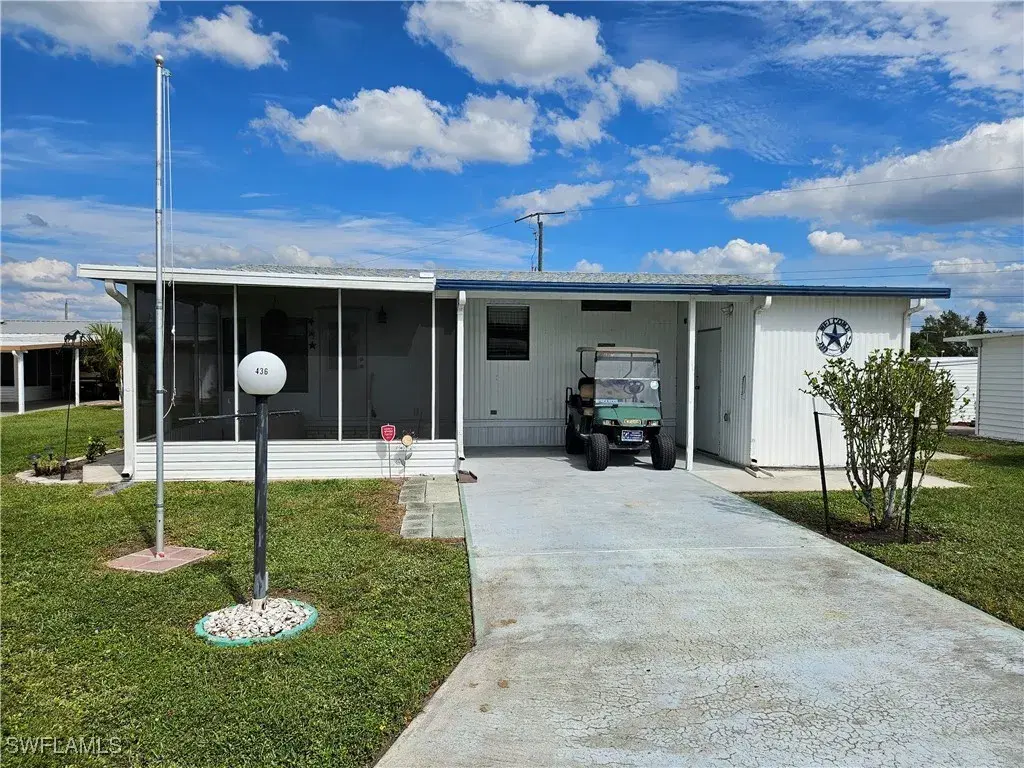 Picture of 5558 Palm Beach Blvd 436, Fort Myers, FL 33905