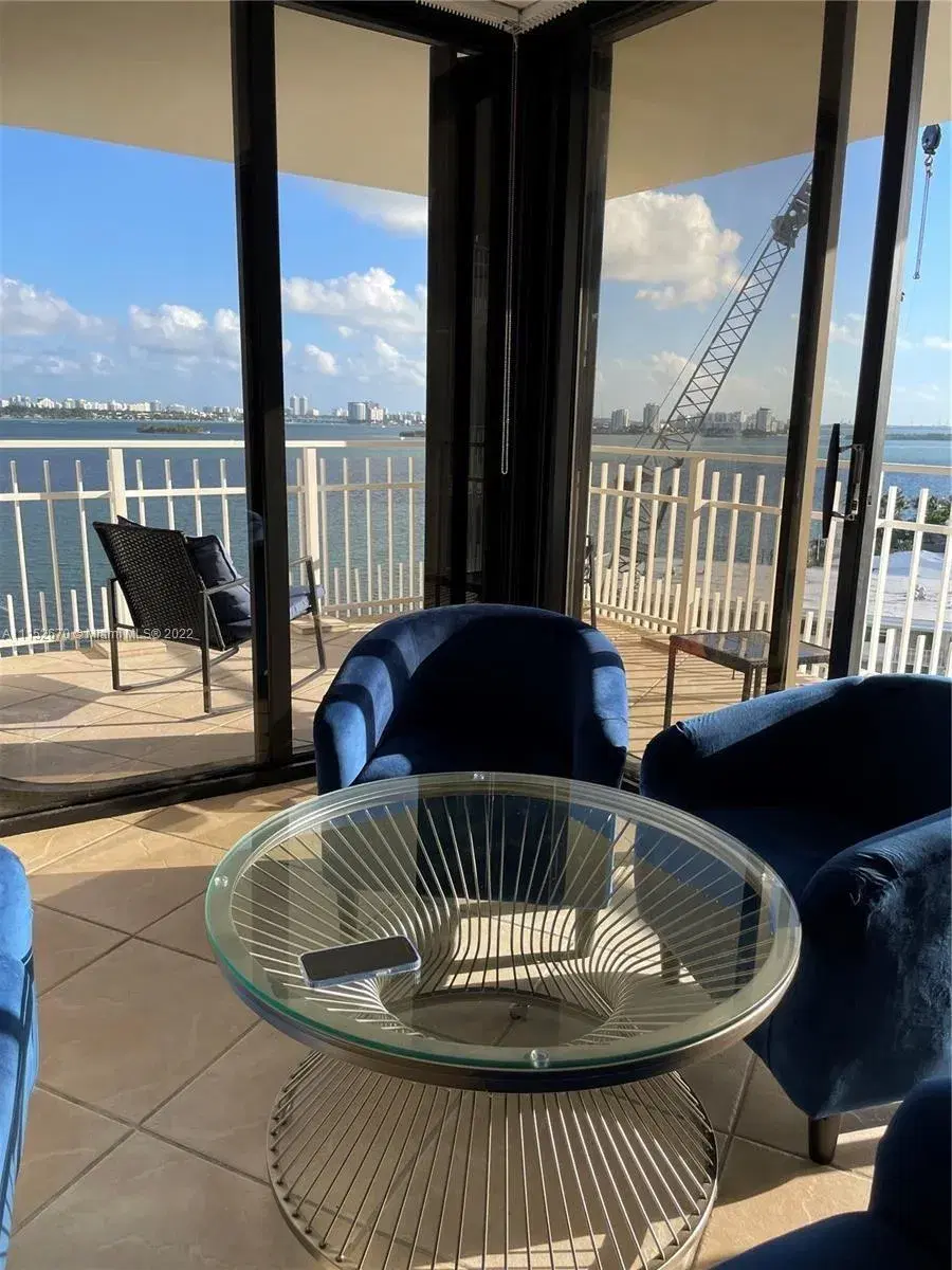 Picture of 4000 Towerside Ter 1104, Miami, FL 33138