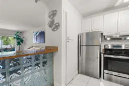 Picture of 1400 NE 57Th Ct 104, Fort Lauderdale, FL 33334