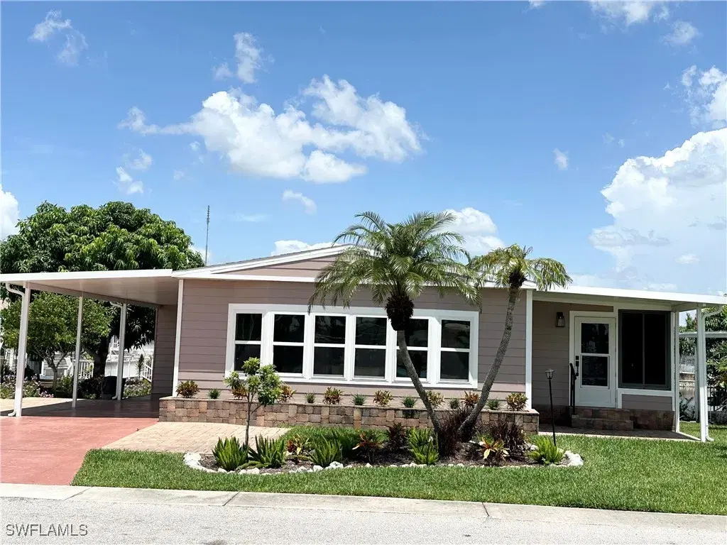 Picture of 17521 Bryan Ct, Fort Myers Beach, FL 33931