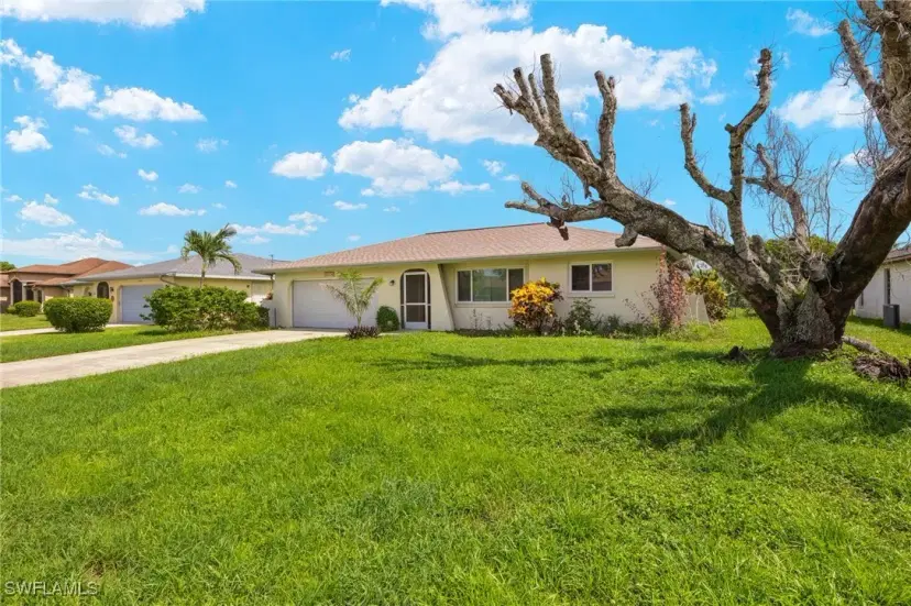 Picture of 1318 SE 14Th St, Cape Coral FL 33990