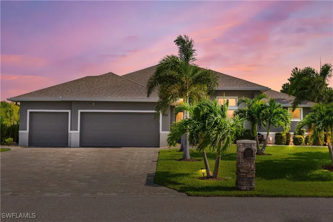 Picture of 1101 SW 15Th Ter, Cape Coral, FL 33991