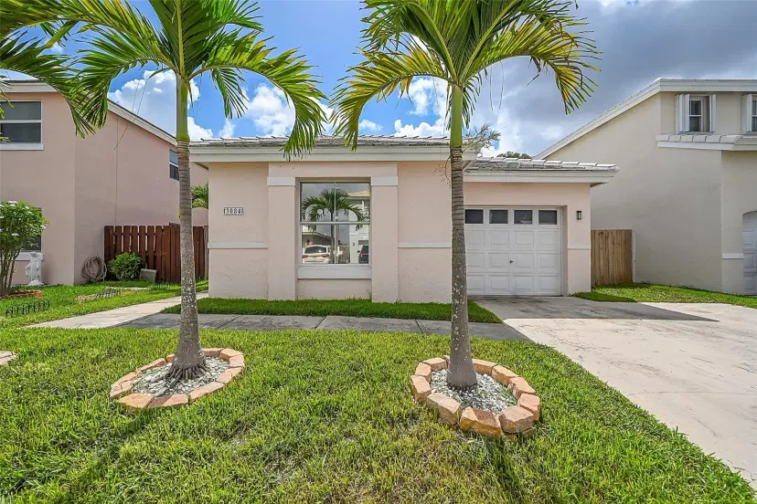 Picture of 3084 Lighthouse Pl, Margate FL 33063