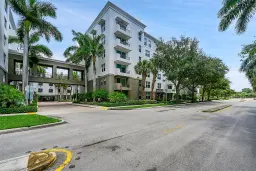 Picture of 2421 NE 65Th Street 202, Fort Lauderdale, FL 33308