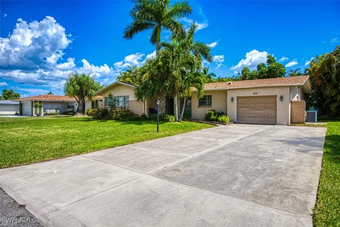 Picture of 412 Bayshore Dr, Cape Coral, FL 33904