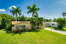 Picture of 412 Bayshore Dr, Cape Coral, FL 33904