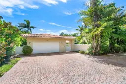 Picture of 810 N Golfview Road, Lake Worth Beach, FL 33460