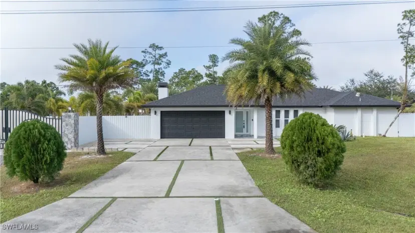 Picture of 809 Calvin Ave, Lehigh Acres FL 33972