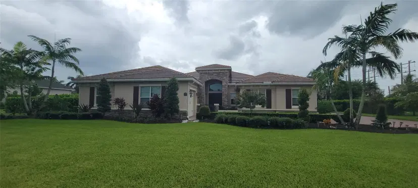 Picture of 5716 S Sterling Ranch Dr, Davie FL 33314