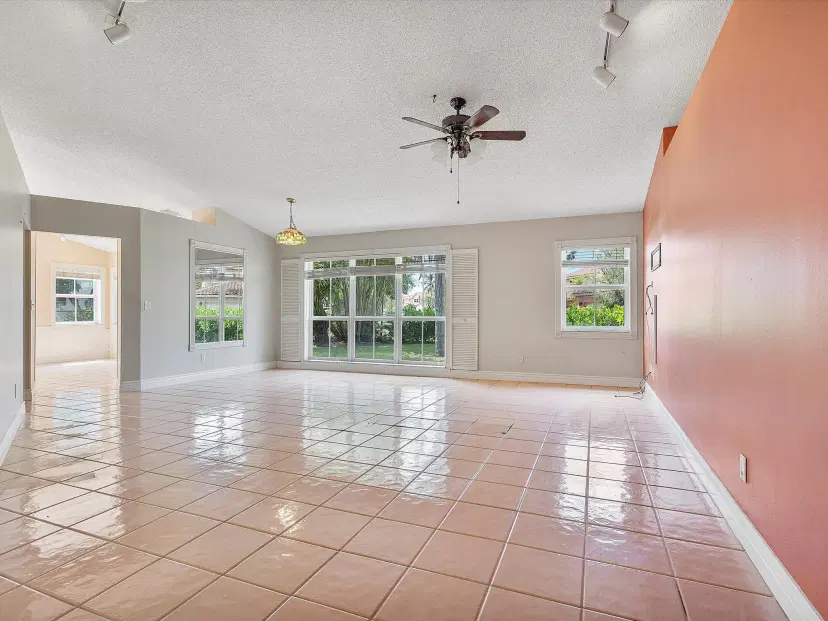 Picture of 18464 NW 18Th St, Pembroke Pines FL 33029